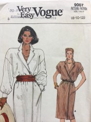 9007 EZ VOGUE SHORT - LONG SLEEVE  LOOSE WRAP DRESS LENGTHS PATTERN 14-18